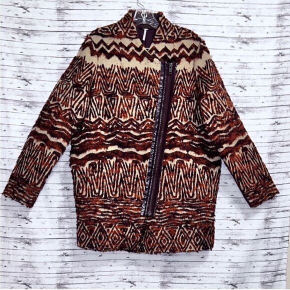 Free People Tribal Patterned Faux Fur Coat - Picture 5 of 13